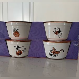 Disney Halloween Winnie the Pooh & Friends Set or 4 Ramekins NEW IN BOX